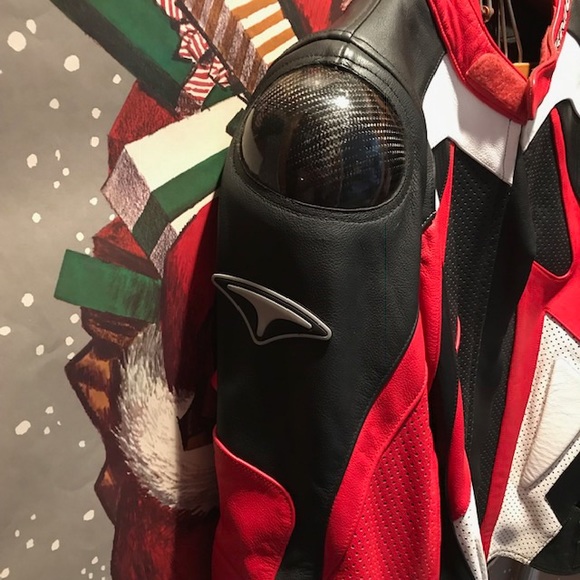 Leather motorcycle /riding jacket - Picture 4 of 8